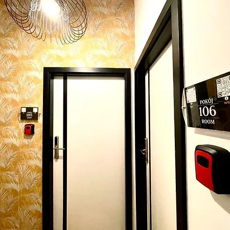 Hostel Happy Living *